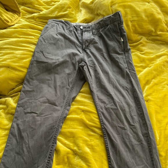 Levi Jeans they are a size 31x32 - Picture 2 of 3